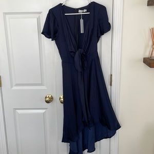 Billy J Sunny Daze Dress. Size 8. NWT